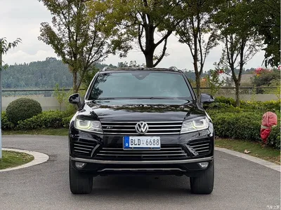 2017 Volkswagen Touareg 3.0TSI R-Line Summit Edition, фото 1, лот 10397691