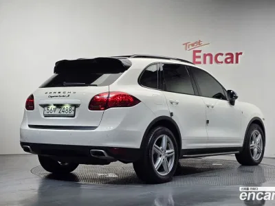 2011 Porsche Cayenne 3.0 Diesel, фото 2, лот 10528150