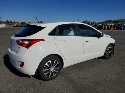 2017 HYUNDAI ELANTRA GT BASE, фото 3, лот 10895780