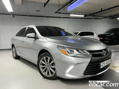 2015 Toyota Camry 2.5 XLE, фото 1, лот 11327296