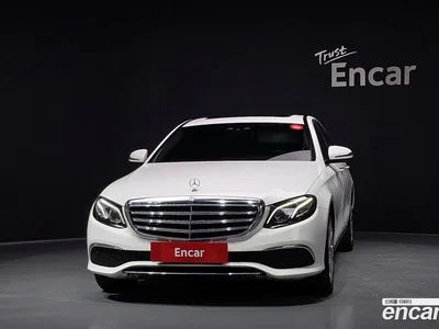 2017 Mercedes-Benz E-Class E220d 4MATIC Exclusive, фото 3, лот 10224756