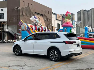 2020 Volkswagen Viloran 330TSI Luxury Edition, фото 2, лот 10475669