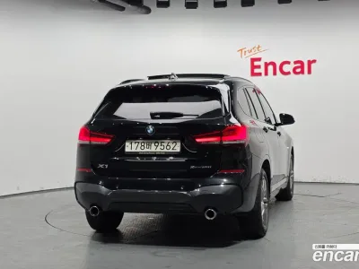 2022 BMW X1 xDrive 20i M Sport, фото 3, лот 10063675