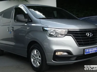2021 Hyundai Starex Van 3-Seater, фото 1, лот 10515810