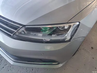 2015 Volkswagen Sagitar 230TSI Automatic Luxury, фото 3, лот 10459344