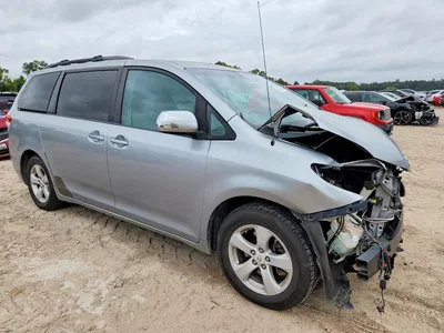 2011 TOYOTA SIENNA LE, фото 4, лот 10505994