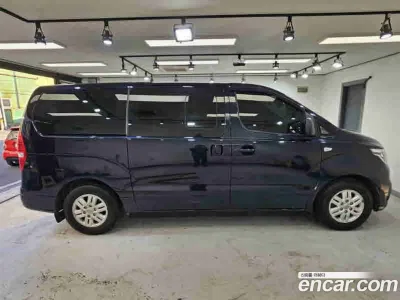 2021 Hyundai Starex Van 5-Seater, фото 3, лот 10192291