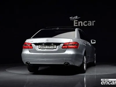 2012 Mercedes-Benz E-Class E300 Elegance, фото 4, лот 10166596