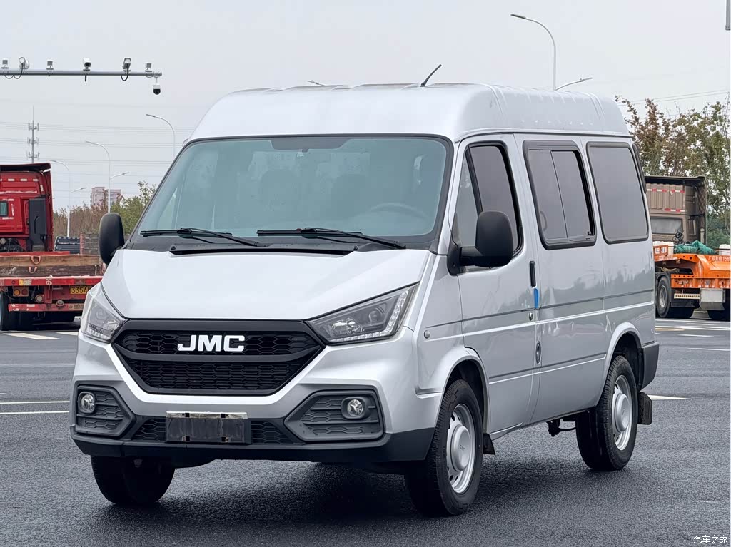 2021 Jiangling Tesun 2.8T Space King Standard Short Wheelbase Medium-High Roof 6-Seater Diesel China VI JX493, фото 1, лот 11201424