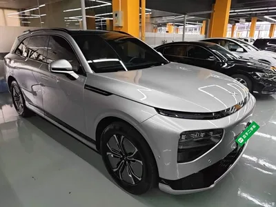 2024 XPeng G9 570 Pro, фото 4, лот 10377558