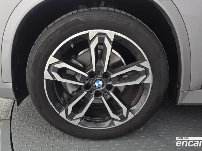 2025 BMW X1 xDrive 20i M Sport, фото 4, лот 10065185