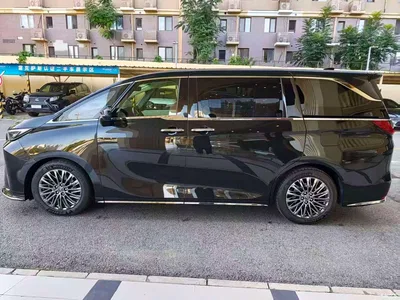 2023 Lexus LM 500h 6-Seater Prestige Edition, фото 2, лот 10312516