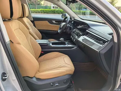 2023 Hongqi HS5 2.0T 4WD Flag Leader Pro, фото 4, лот 10288625