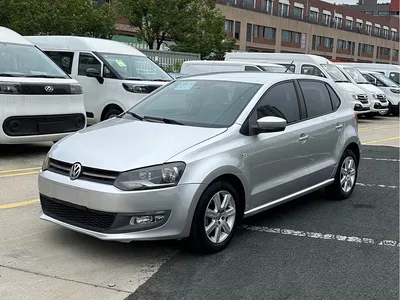 2013 Volkswagen Polo 1.6L Automatic Comfort Edition, фото 1, лот 10674817