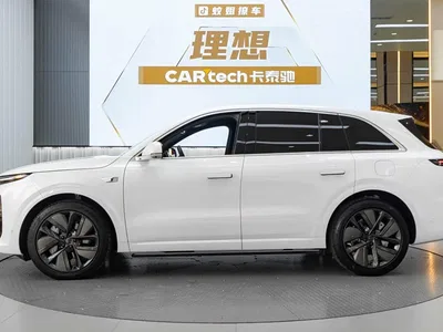 2024 Li Auto L6 Pro, фото 3, лот 10385626