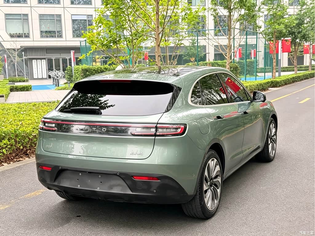 2022 AITO Wenjie AITO M5 Extended Range AWD Performance Edition, фото 4, лот 11216383