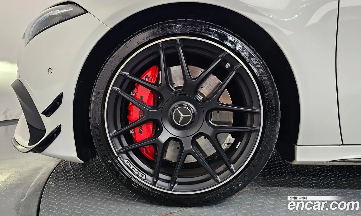 2025 Mercedes-Benz A-Class AMG A45 S 4MATIC+ Hatchback, фото 4, лот 11240712