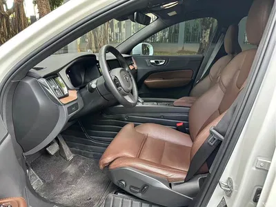 2023 Volvo XC60 B5 AWD Smart Elite Luxury, фото 4, лот 10365535