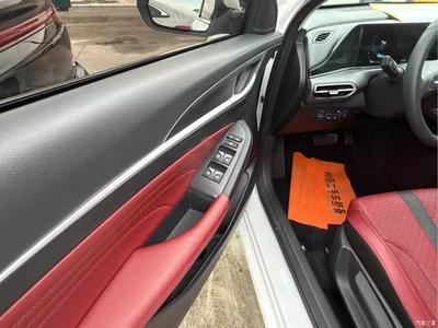 2022 Changan Eado PLUS Blue Whale NE 1.4T GDI DCT Premium Edition, фото 4, лот 10625303