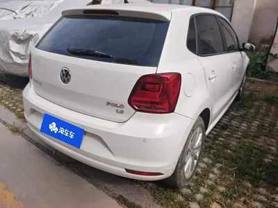 2014 Volkswagen Polo 1.6L Automatic Comfort Edition, фото 3, лот 10386460