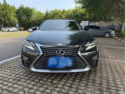 2015 Lexus ES 250 Elegance Edition, фото 2, лот 10611669