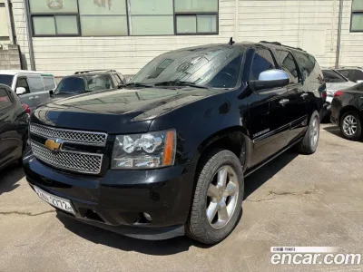 2012 Chevrolet Surburban 5.3, фото 2, лот 10196022
