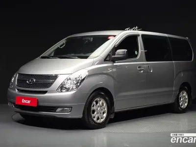2011 Hyundai Starex 12-Seater Wagon, фото 1, лот 11523622