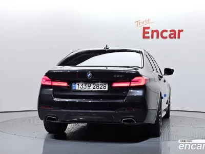 2023 BMW 5-Series 520i M Sport, фото 4, лот 10201712