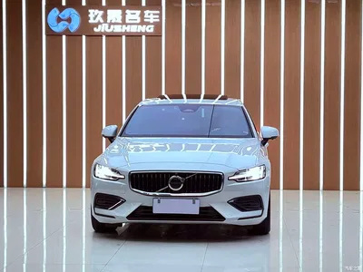 2023 Volvo S60 B4 Smart Comfort Luxury Edition, фото 2, лот 10620680
