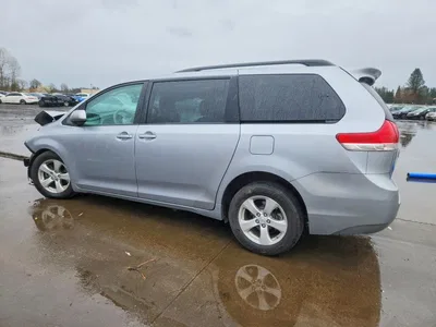 2013 TOYOTA SIENNA LE 8-PASSENGER, фото 2, лот 10583680