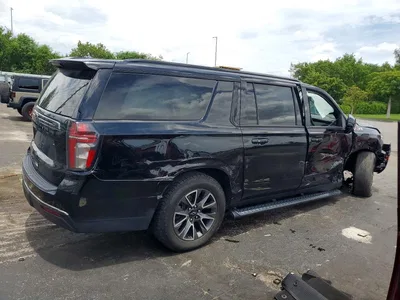 2022 CHEVROLET SUBURBAN K1500 Z71, фото 3, лот 10685871