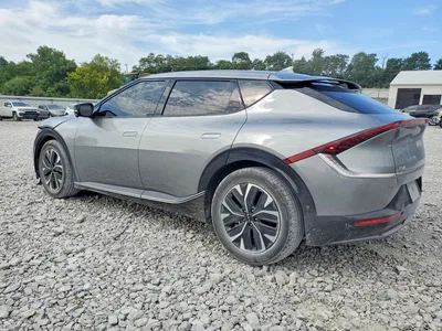 2023 KIA EV6 WIND, фото 2, лот 10662210