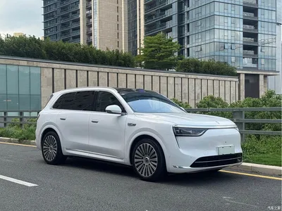 2025 AITO Wenjie AITO M8 Extended Range Ultra 53.4kWh 6-Seater, фото 3, лот 10277627