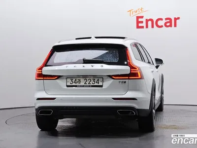 2019 Volvo V60 T5 Pro AWD, фото 3, лот 10116096