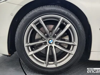 2018 BMW 5-Series 520d xDrive M Sport Package Plus, фото 4, лот 10058939