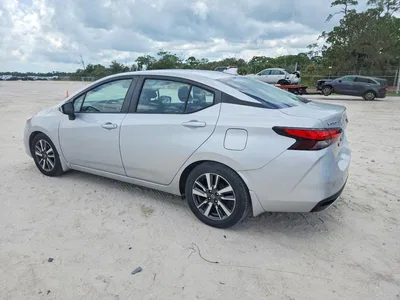 2021 NISSAN VERSA SV, фото 2, лот 10760539
