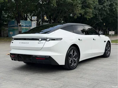 2025 Lynk & Co 10 EM-P Model 120km Base Version, фото 4, лот 11180453