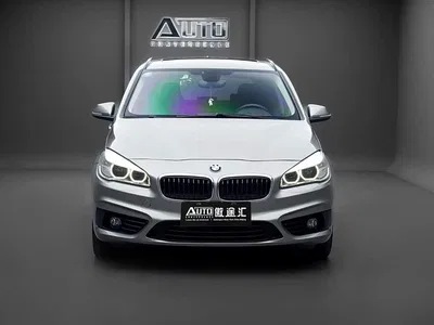 2016 BMW 2 Series Touring 218i Sport Design Package, фото 2, лот 10413180