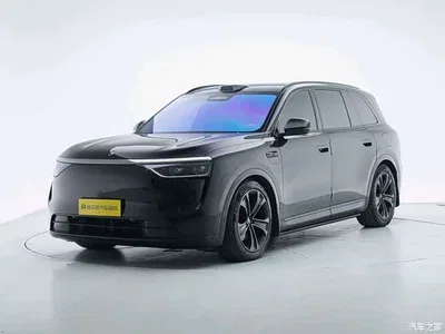 2025 AITO Wenjie AITO M8 Range Extender Max+ Edition 53.4kWh 5-seater, фото 1, лот 10278618