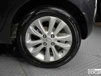 2017 Chevrolet Spark LTZ, фото 4, лот 10082794