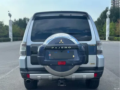 2007 Mitsubishi Pajero (Import) 3.8 5-door GLS Flagship Entertainment, фото 4, лот 10679907