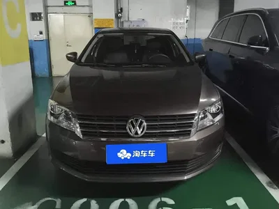 2013 Volkswagen Lavida Tour 1.6L Automatic Trend Style, фото 2, лот 10470409
