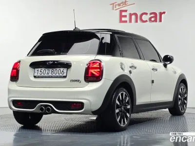 2020 Mini Cooper 5Door HIGH, фото 2, лот 10108133