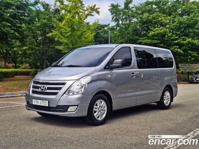 2017 Hyundai Starex 5-Seater VAN, фото 1, лот 10164554
