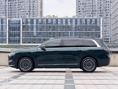 2024 AITO Wenjie AITO M9 Range Extender Max Edition 42kWh 6-seater, фото 4, лот 10276661