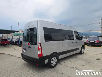 2020 Renault Master Camping car, фото 3, лот 10627399