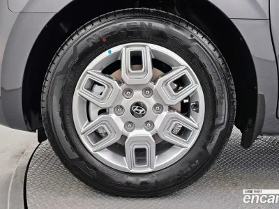 2025 Hyundai Staria Tourer 9-Seater, фото 4, лот 10055932