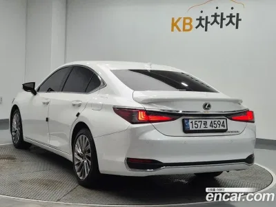 2025 Lexus ES 300h Executive, фото 3, лот 10184630