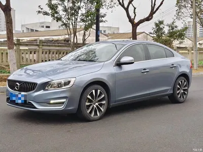 2018 Volvo S60 S60L T3 Momentum, фото 1, лот 10364686