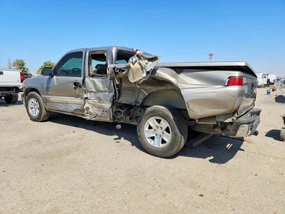 1999 CHEVROLET SILVERADO C1500, фото 2, лот 10975382
